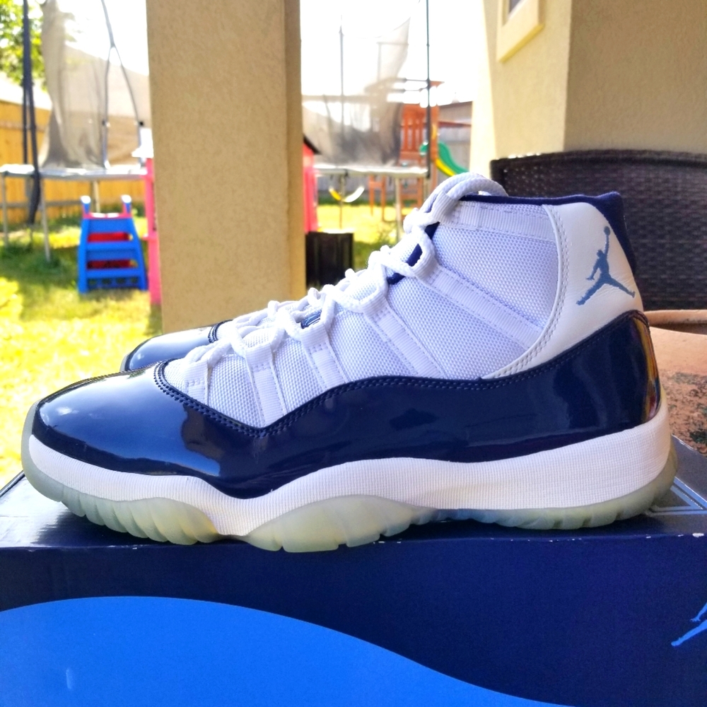 Jordan 11 Win like 82